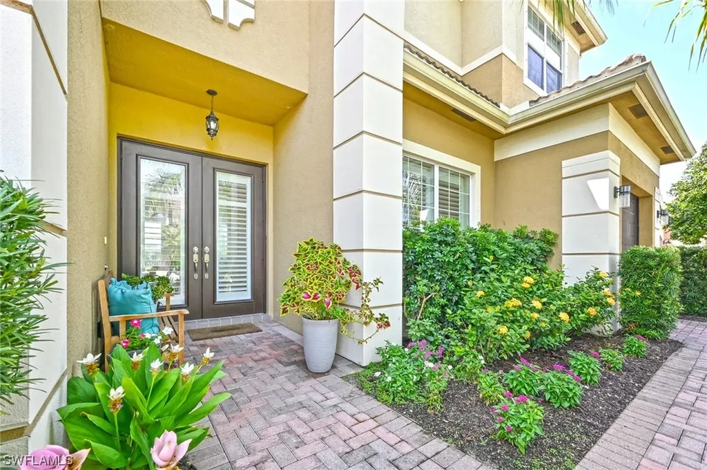 6566 Monterey Point Naples FL 34105