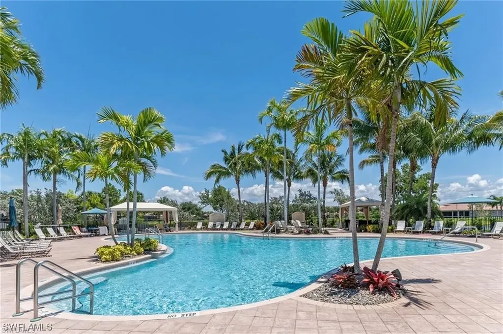 6566 Monterey Point Naples FL 34105