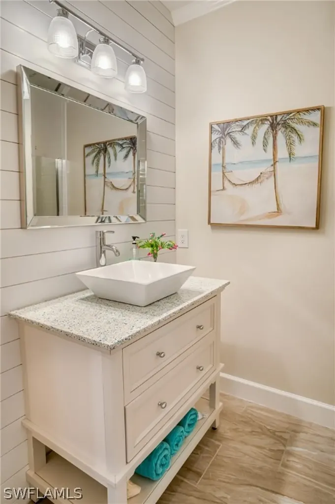 2030 Sunrise Circle Sanibel FL 33957