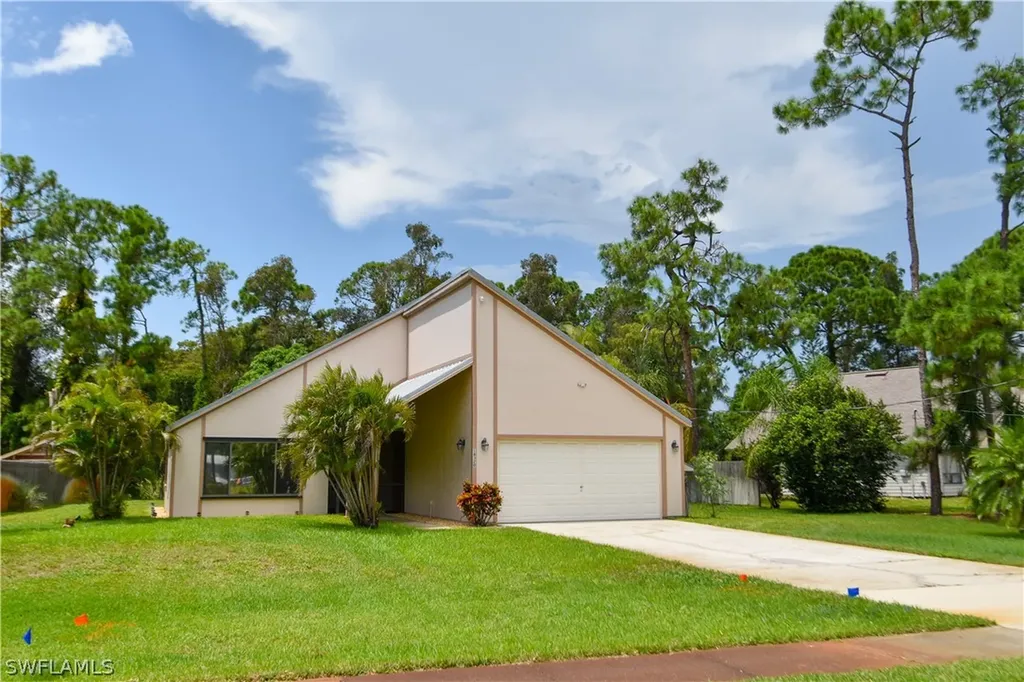 18320 Lee Road Fort Myers FL 33967