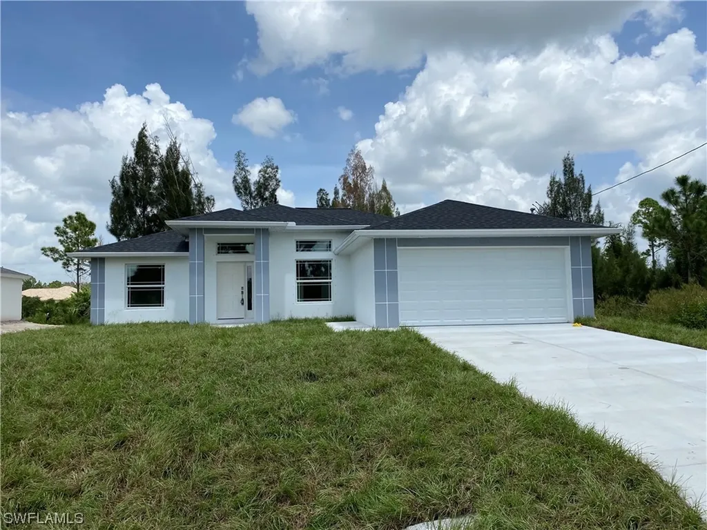 2515 44th Street SW Lehigh Acres FL 33976