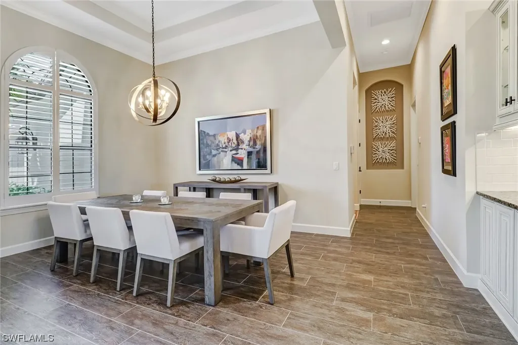 9075 Sorreno Court Naples FL 34119