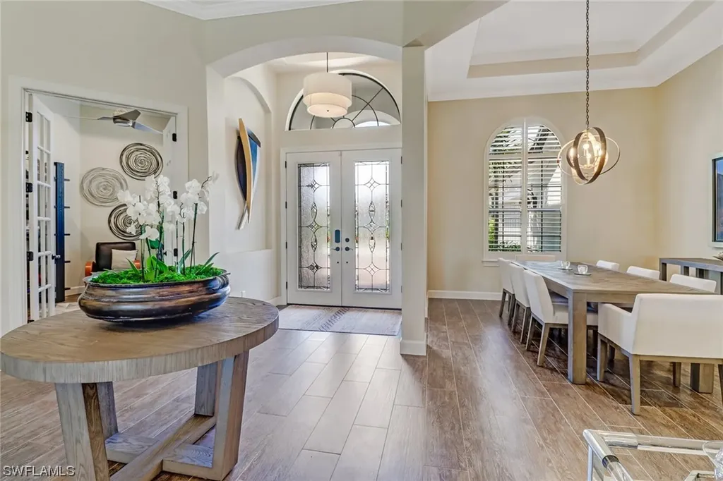 9075 Sorreno Court Naples FL 34119