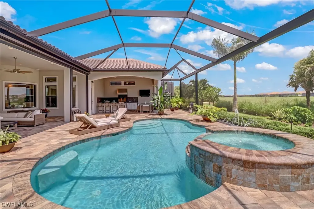 9075 Sorreno Court Naples FL 34119