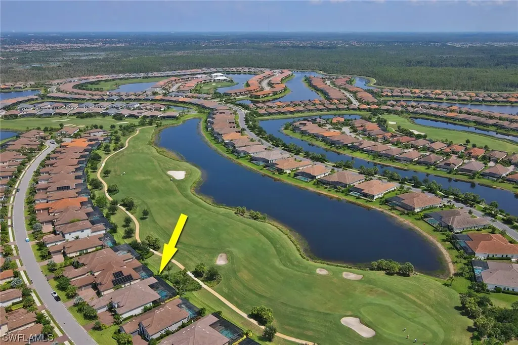 9075 Sorreno Court Naples FL 34119