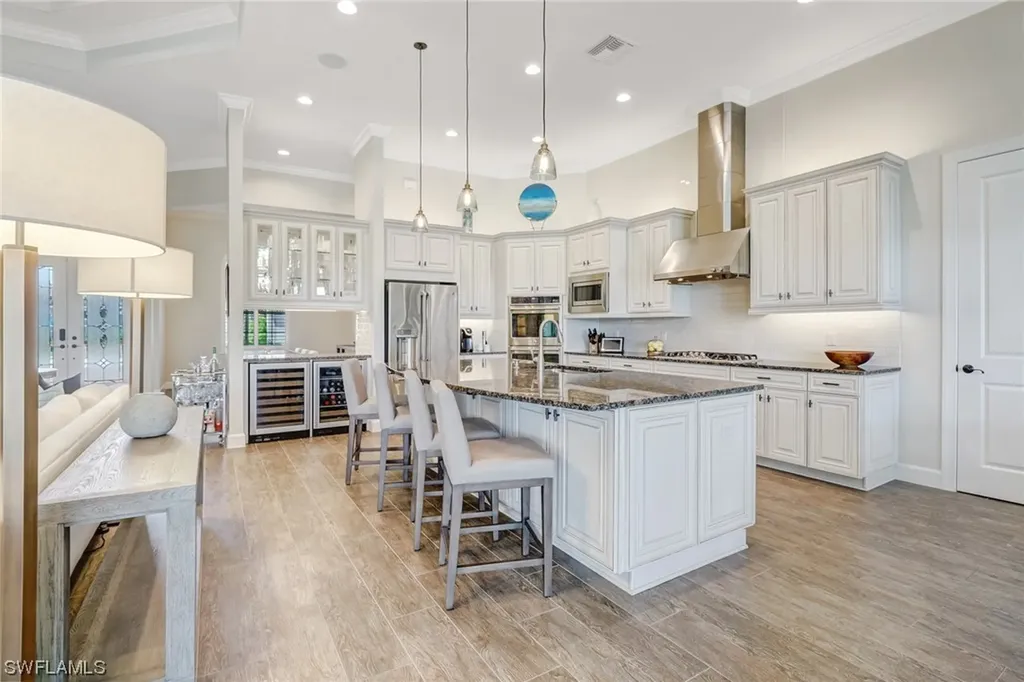 9075 Sorreno Court Naples FL 34119