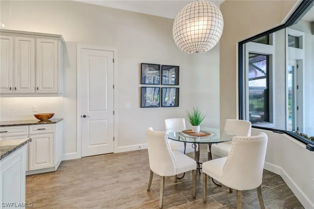 9075 Sorreno Court Naples FL 34119