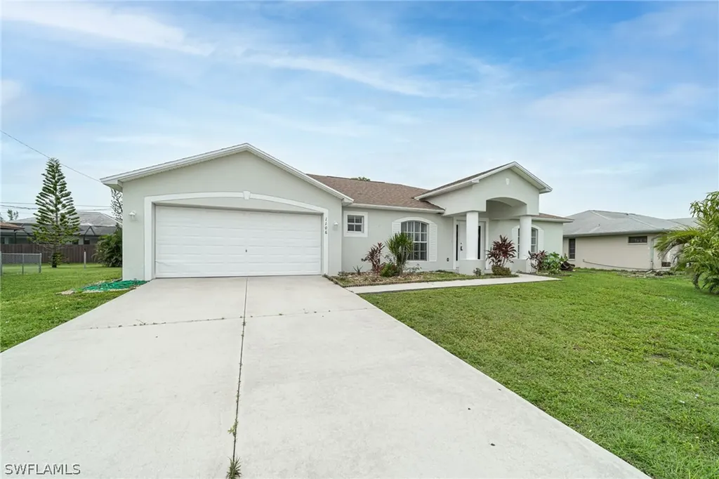 1106 SW 40th Terrace Cape Coral FL 33914