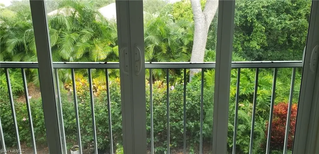 859 Tanbark Drive Naples FL 34108