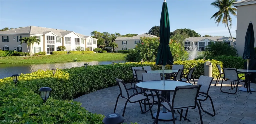859 Tanbark Drive Naples FL 34108