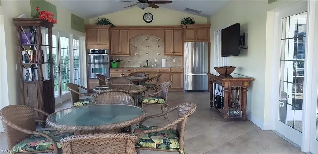 859 Tanbark Drive Naples FL 34108
