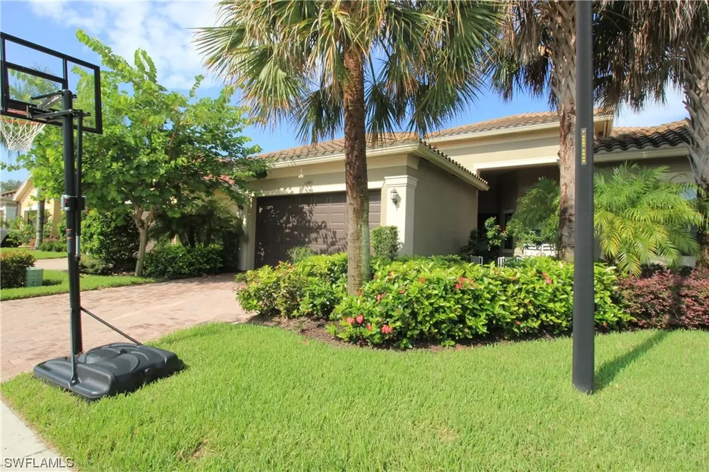13471 Sumter Lane Naples FL 34109