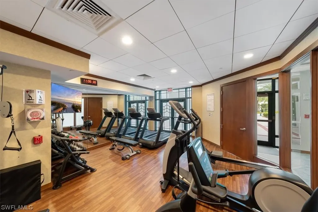 7515 Pelican Bay Boulevard Naples FL 34108