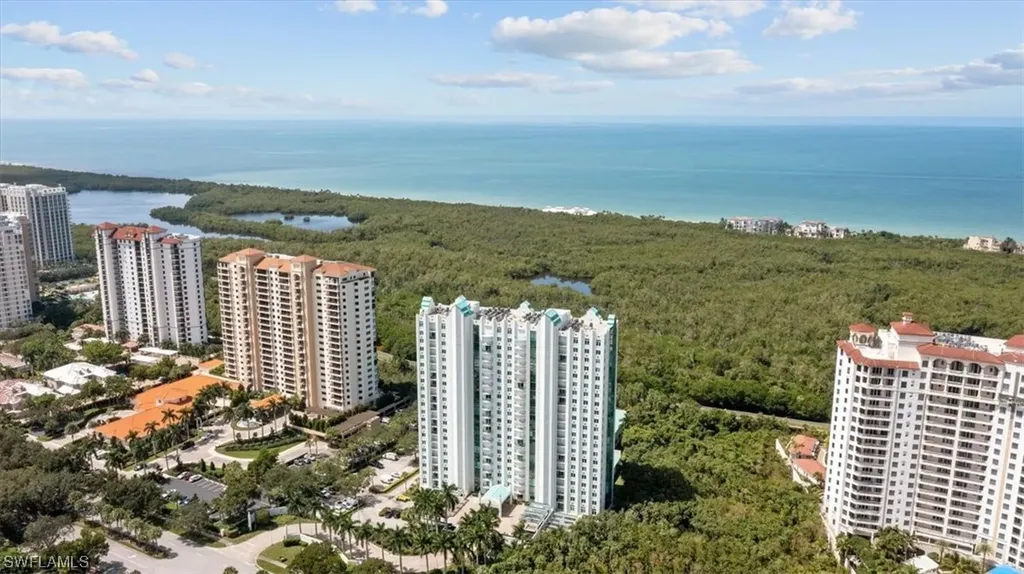 7515 Pelican Bay Boulevard Naples FL 34108