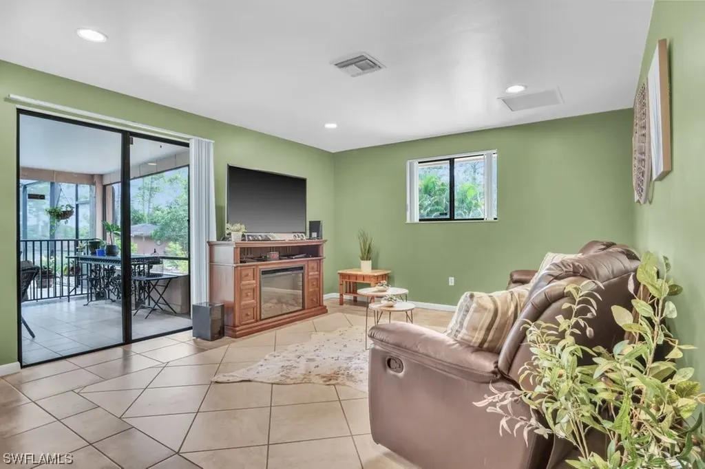 1620 Desoto Boulevard N Naples FL 34120
