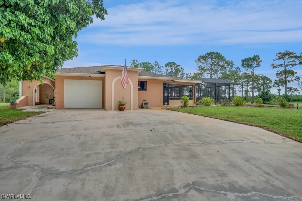 1620 Desoto Boulevard N Naples FL 34120