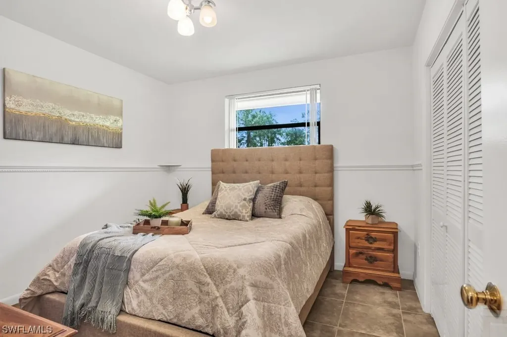 1620 Desoto Boulevard N Naples FL 34120