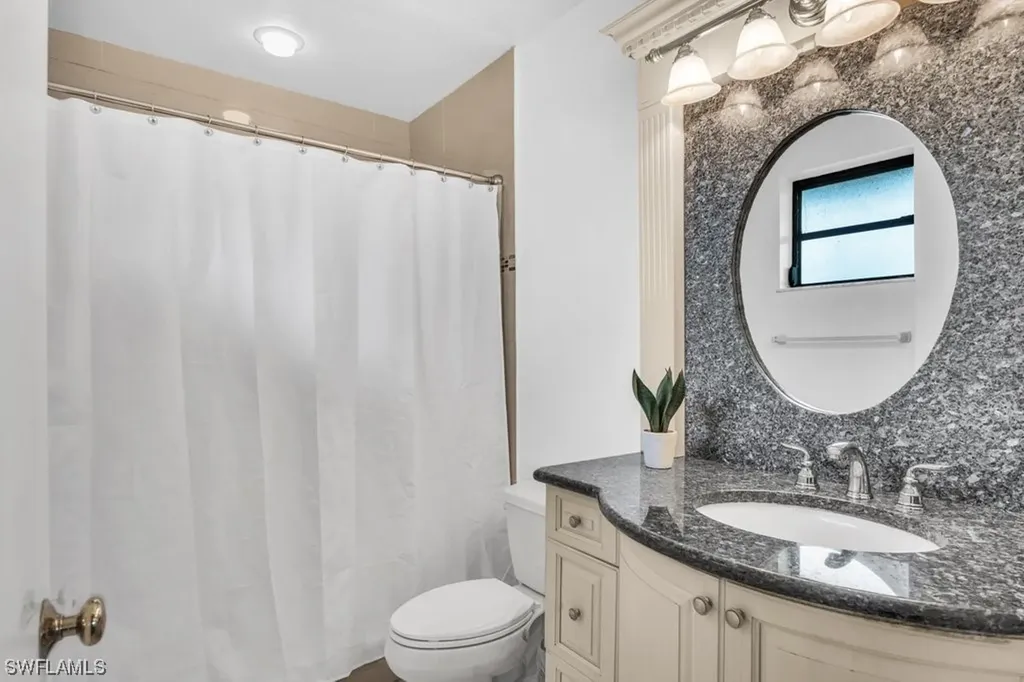 1620 Desoto Boulevard N Naples FL 34120