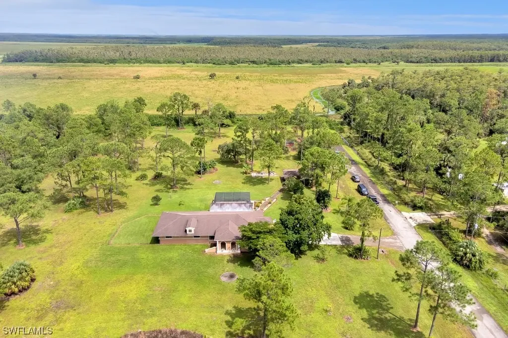 1620 Desoto Boulevard N Naples FL 34120