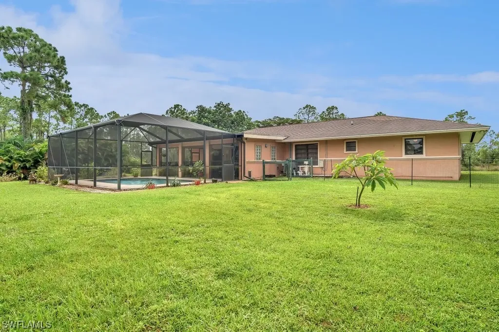 1620 Desoto Boulevard N Naples FL 34120