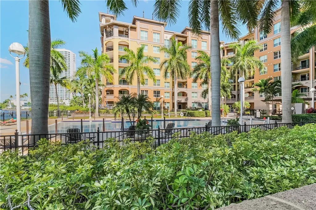 2825 Palm Beach Boulevard Fort Myers FL 33916