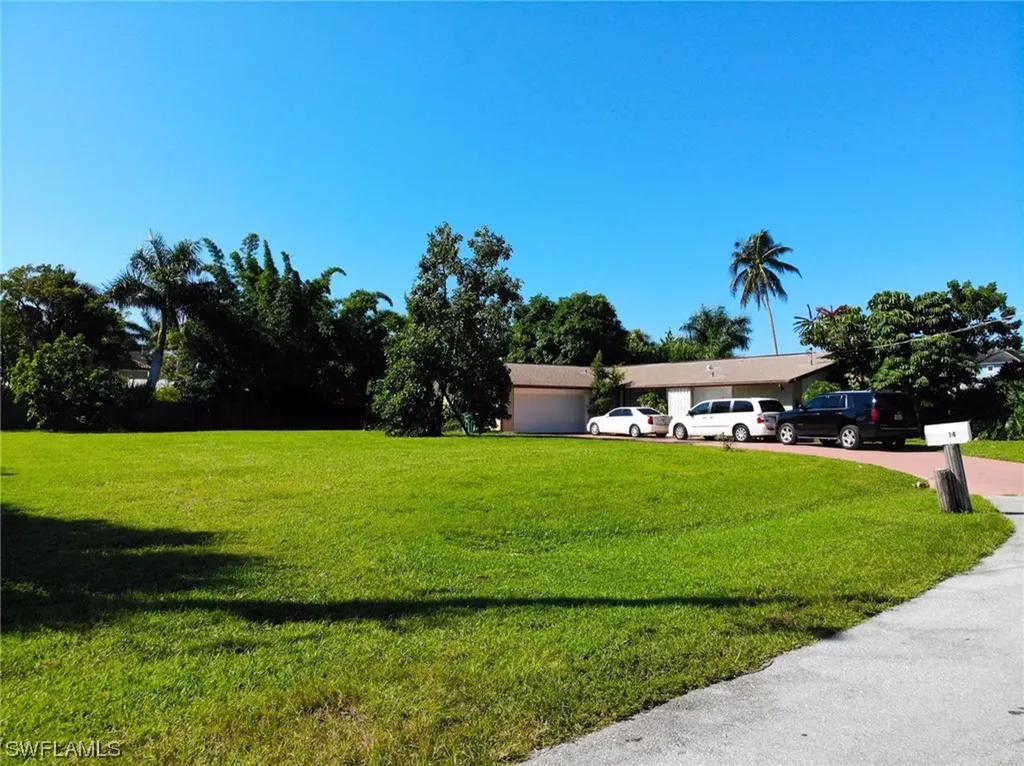 14 Hawk Street Naples FL 34113