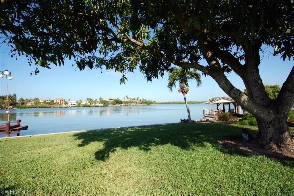 14 Hawk Street Naples FL 34113