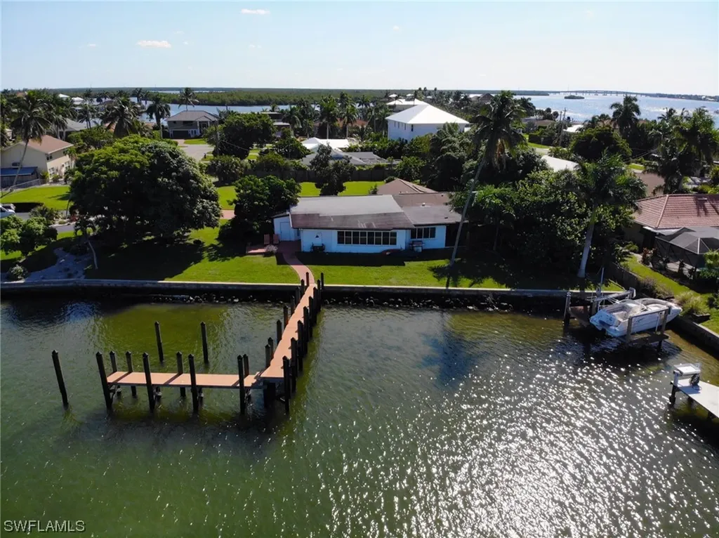 14 Hawk Street Naples FL 34113