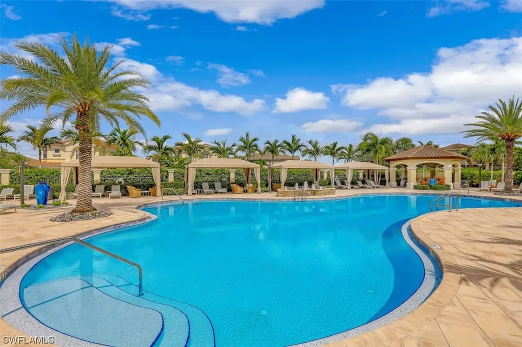 13395 Silktail Drive Naples FL 34109