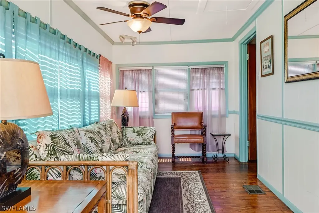 4760 Pine Island Road NW Matlacha FL 33993