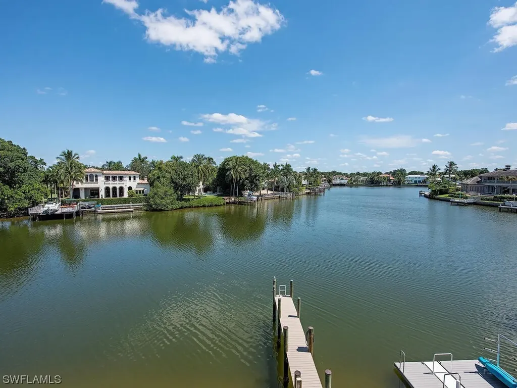 1910 Gulf Shore Boulevard N Naples FL 34102