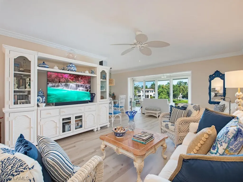 1910 Gulf Shore Boulevard N Naples FL 34102