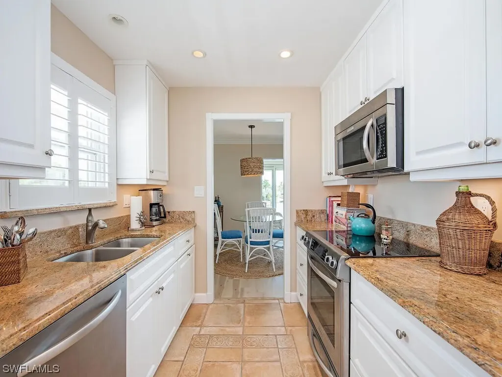 1910 Gulf Shore Boulevard N Naples FL 34102