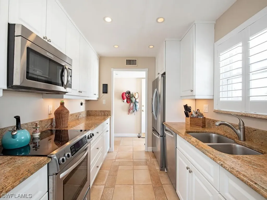 1910 Gulf Shore Boulevard N Naples FL 34102