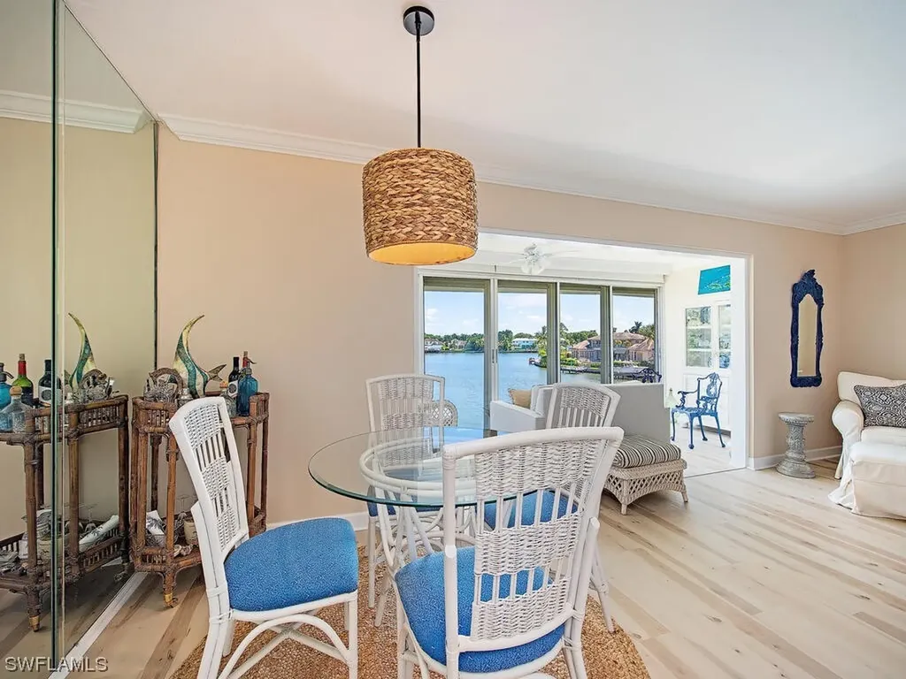 1910 Gulf Shore Boulevard N Naples FL 34102