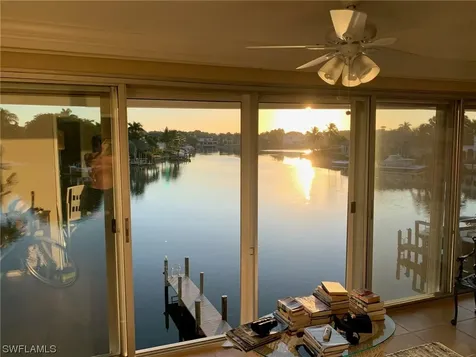 1910 Gulf Shore Boulevard N Naples FL 34102