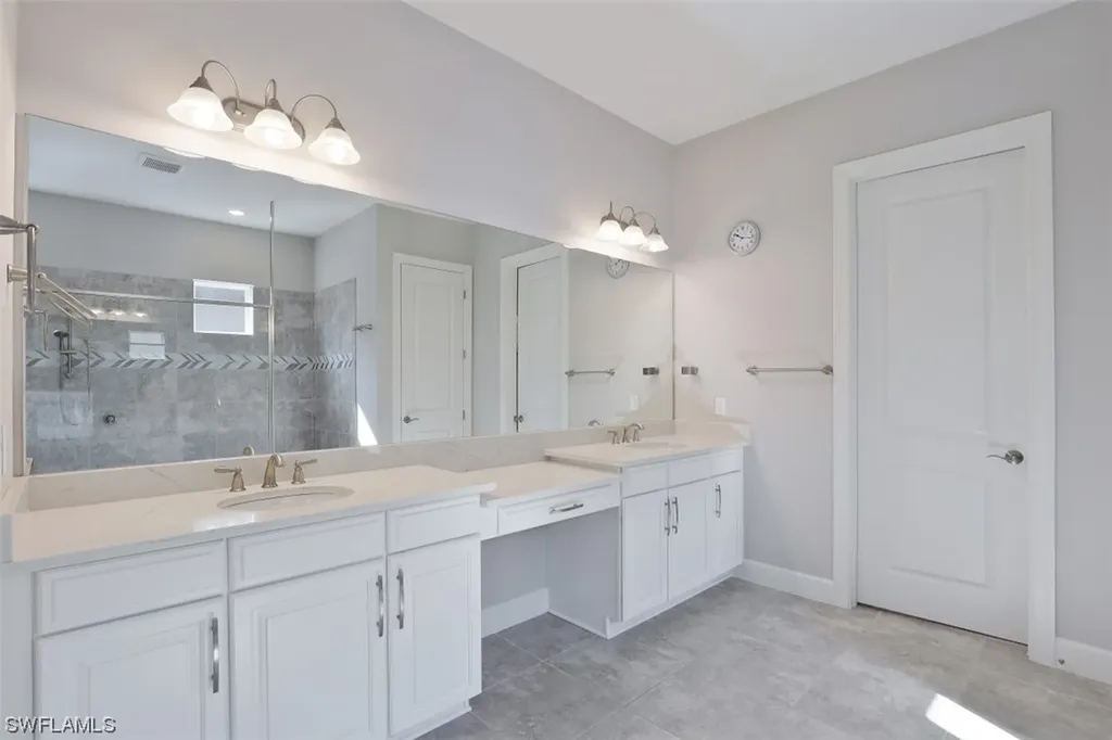 8427 Palacio Terrace S Naples FL 34114