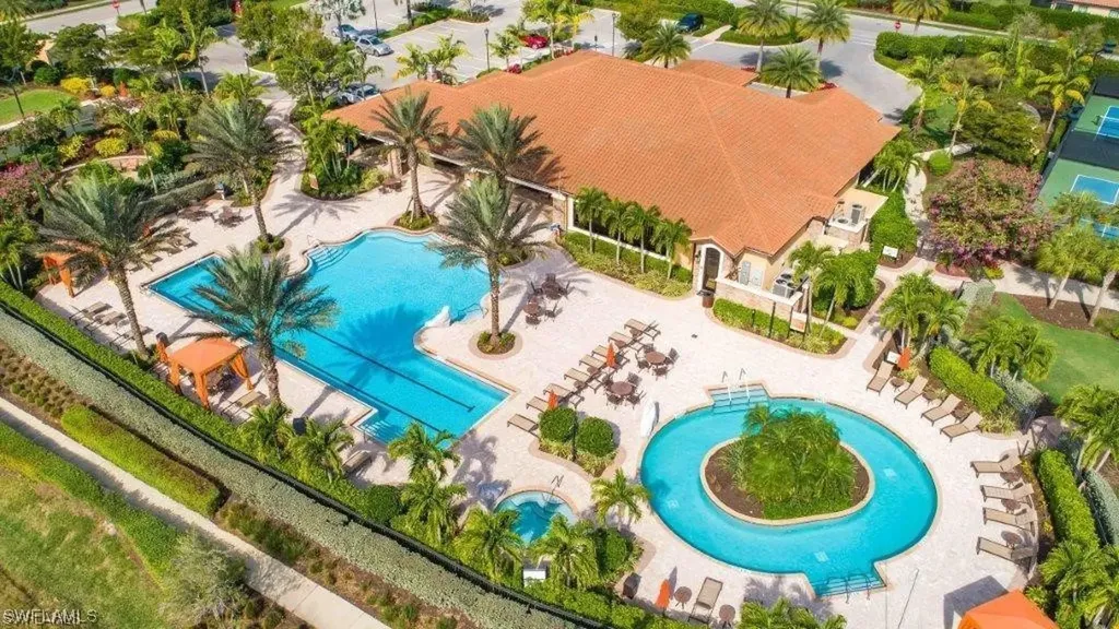 8427 Palacio Terrace S Naples FL 34114