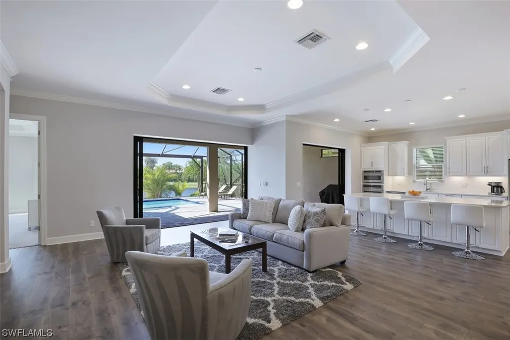 8427 Palacio Terrace S Naples FL 34114