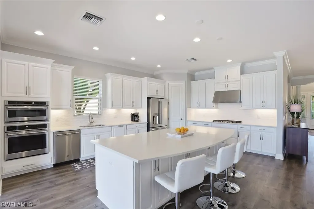 8427 Palacio Terrace S Naples FL 34114
