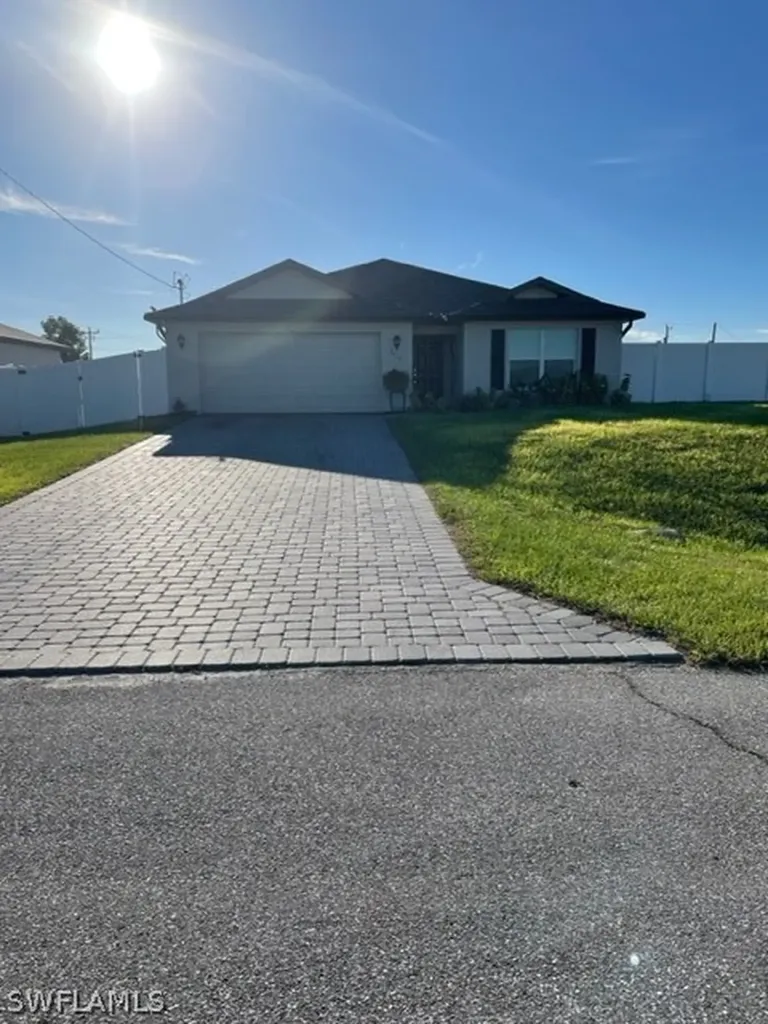 2917 NW 6th Avenue Cape Coral FL 33993