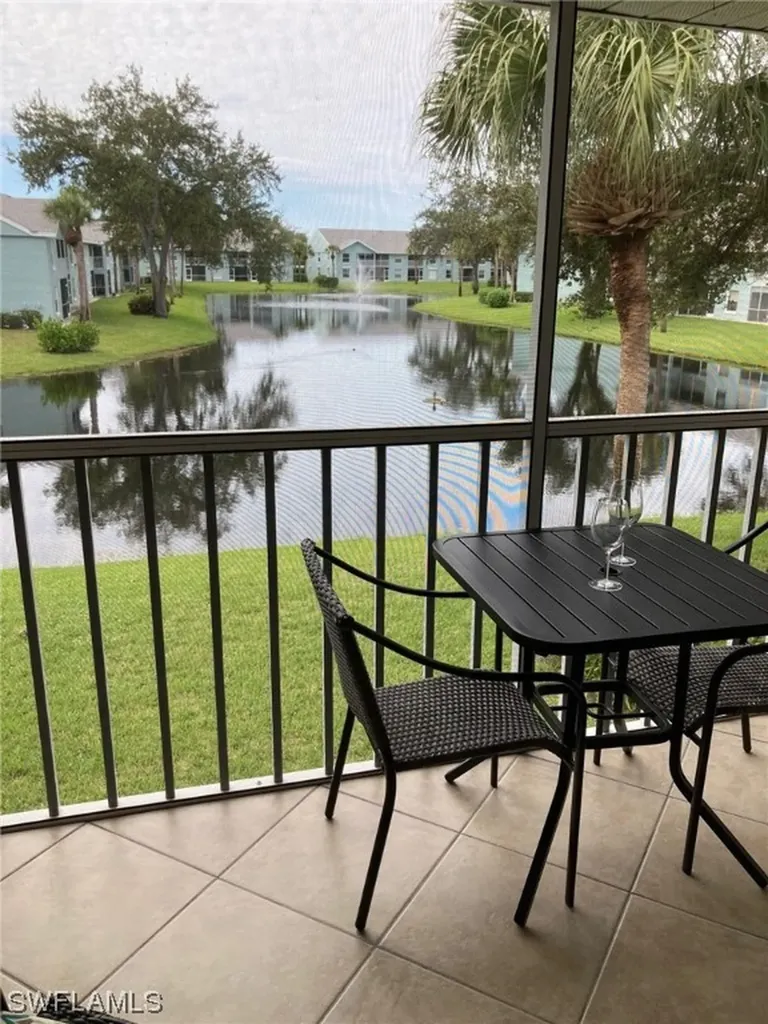 141 Wading Bird Circle Naples FL 34110