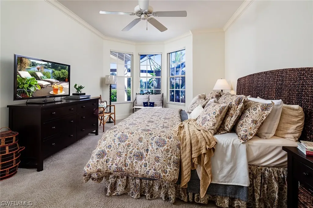 959 Fountain Run Naples FL 34119