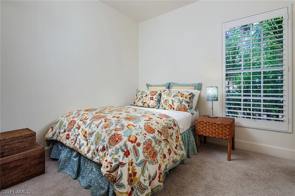 959 Fountain Run Naples FL 34119
