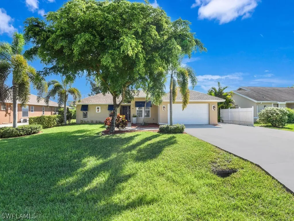 17462 Meadow Lake Circle Fort Myers FL 33967