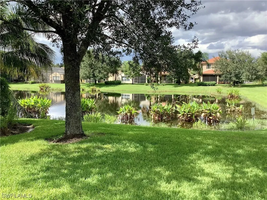 1654 Triangle Palm Terrace Naples FL 34119