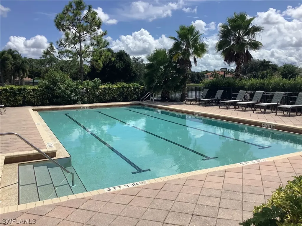 1654 Triangle Palm Terrace Naples FL 34119