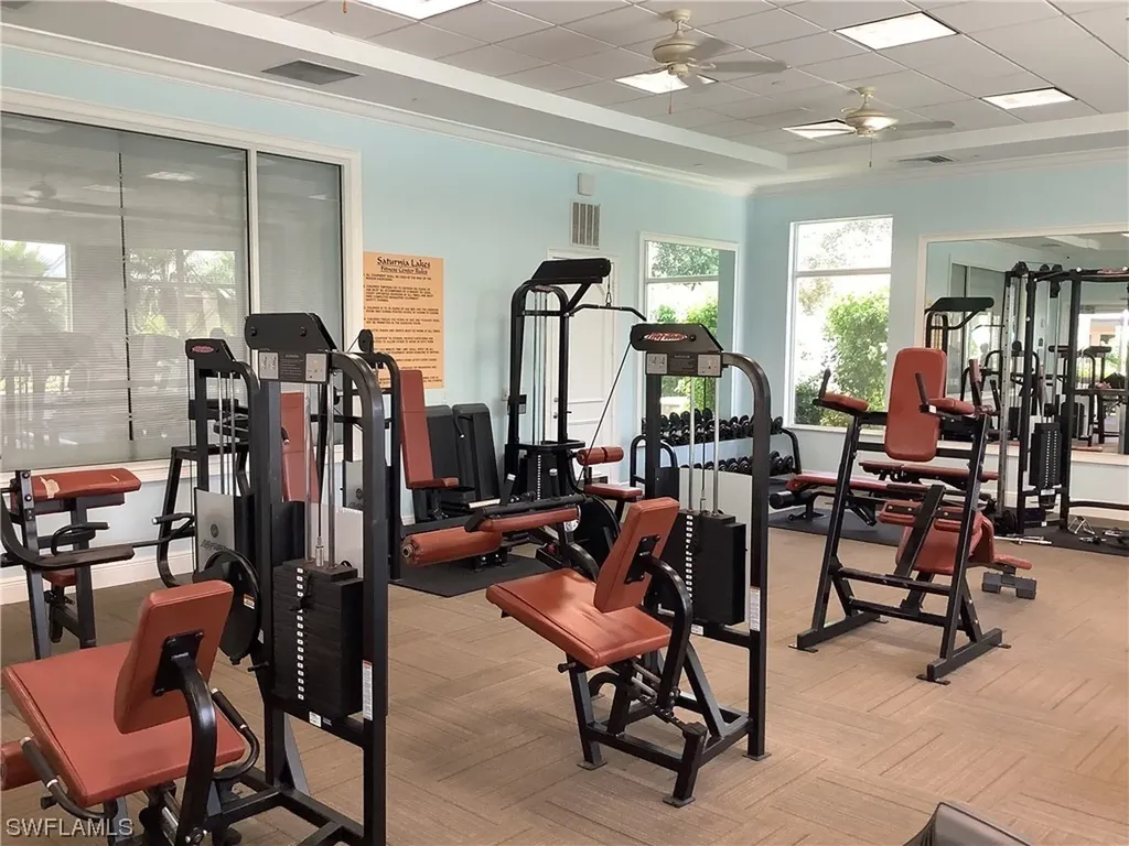 1654 Triangle Palm Terrace Naples FL 34119