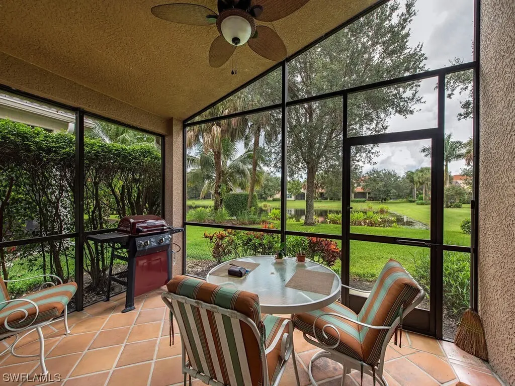 1654 Triangle Palm Terrace Naples FL 34119