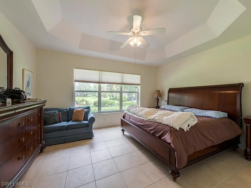 1654 Triangle Palm Terrace Naples FL 34119